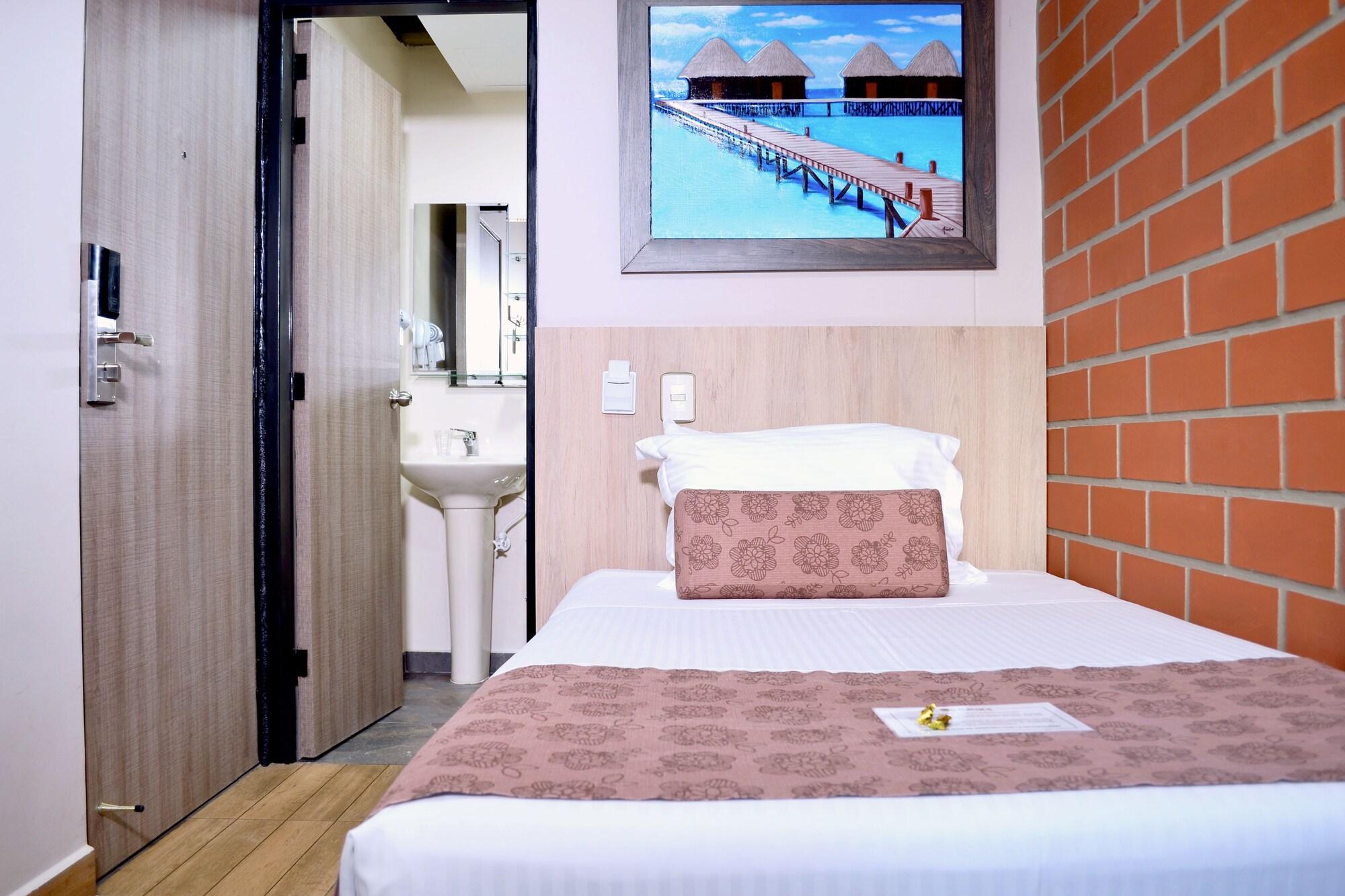 Hotel Natura Express Medellín Exterior foto